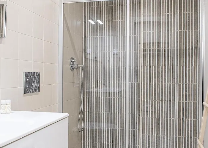 Grace Lovely Bright With Elevator شقة Lisboa